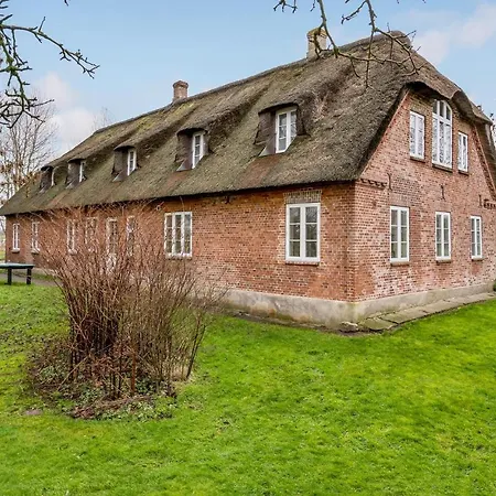 Beautiful In With Sauna *